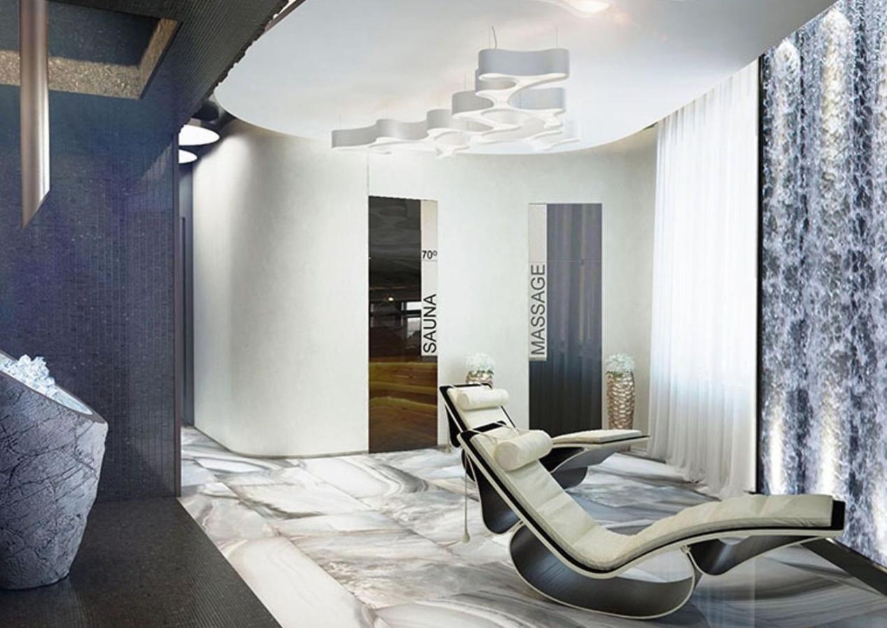 Royal Tower Vip Smart Apartments 3 Kiev Exteriör bild